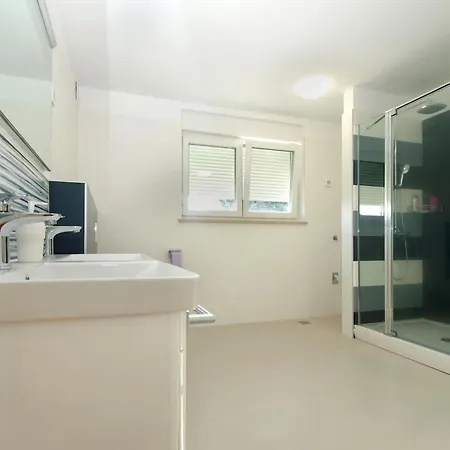 Hébergement de vacances Ferienvilla Mit Privatem Pool By Interhome *