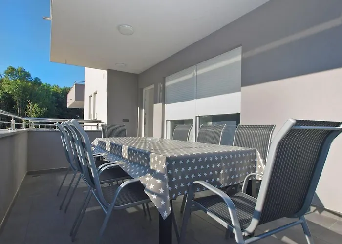 Prázdninový dům Ferienvilla Mit Privatem Pool By Interhome Pula
