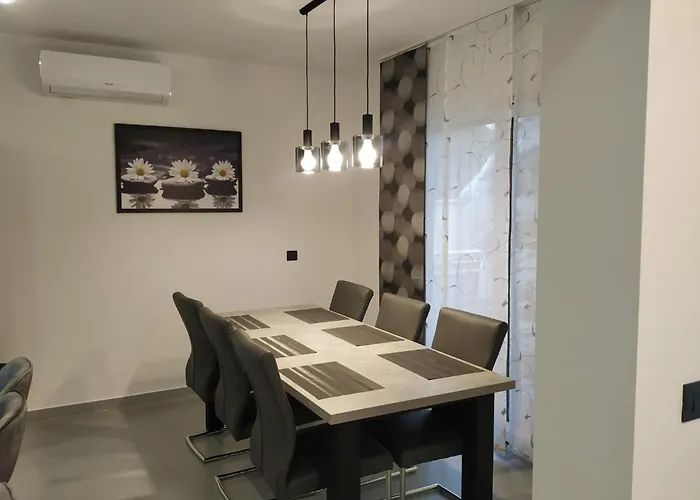 Prázdninový dům Ferienvilla Mit Privatem Pool By Interhome *