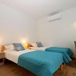 Ferienvilla Mit Privatem Pool By Interhome Pula