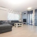 Ferienvilla Mit Privatem Pool By Interhome Сasa de vacaciones