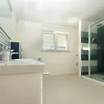 Vikendica Ferienvilla Mit Privatem Pool By Interhome *