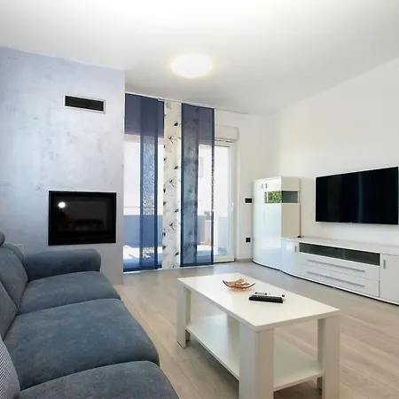 펜션 Ferienvilla Mit Privatem Pool By Interhome *