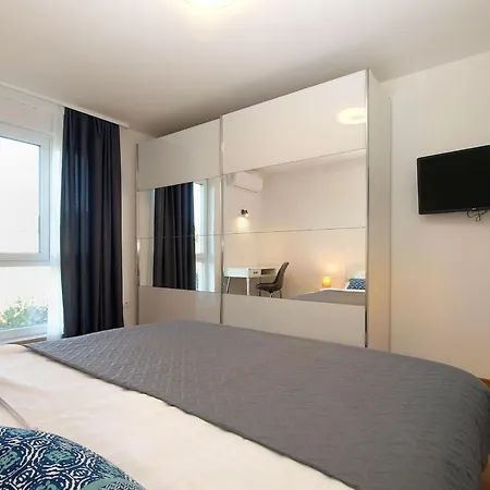 Semesterbostad Ferienvilla Mit Privatem Pool By Interhome *