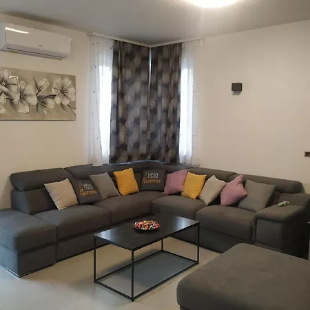 펜션 Ferienvilla Mit Privatem Pool By Interhome *
