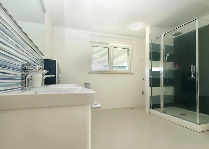 Vakantiehuis Ferienvilla Mit Privatem Pool By Interhome *