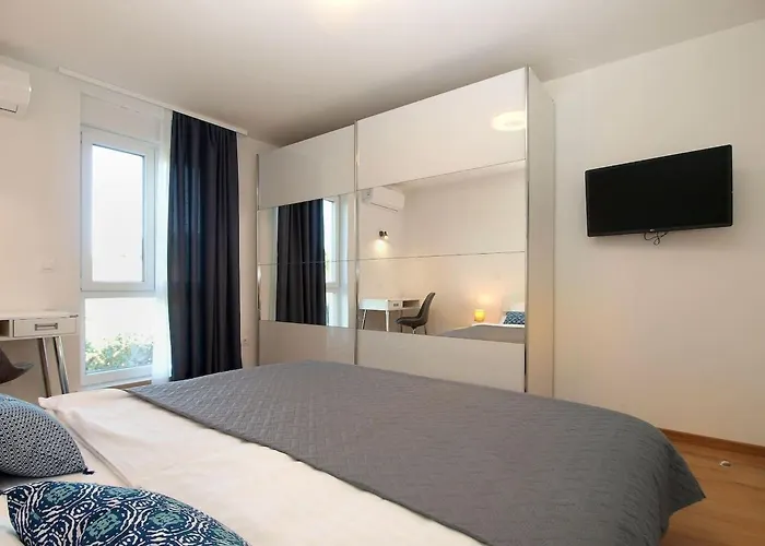 Semesterbostad Ferienvilla Mit Privatem Pool By Interhome *