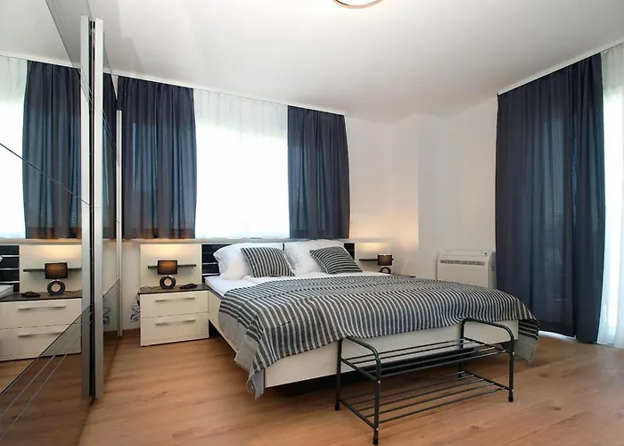 Ferienvilla Mit Privatem Pool By Interhome