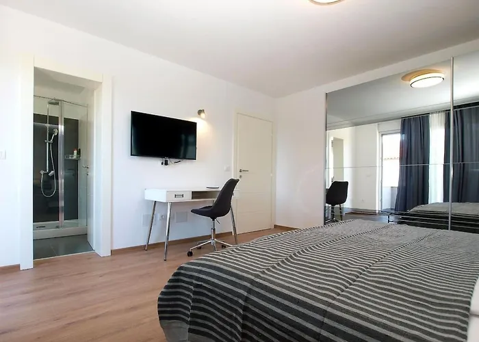 Ferienvilla Mit Privatem Pool By Interhome