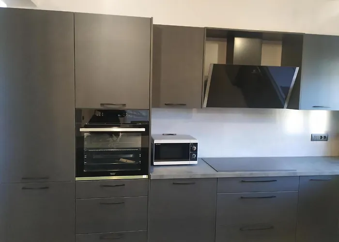 Ferienvilla Mit Privatem Pool By Interhome *