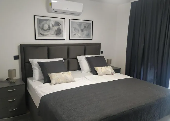 Ferienvilla Mit Privatem Pool By Interhome Pula