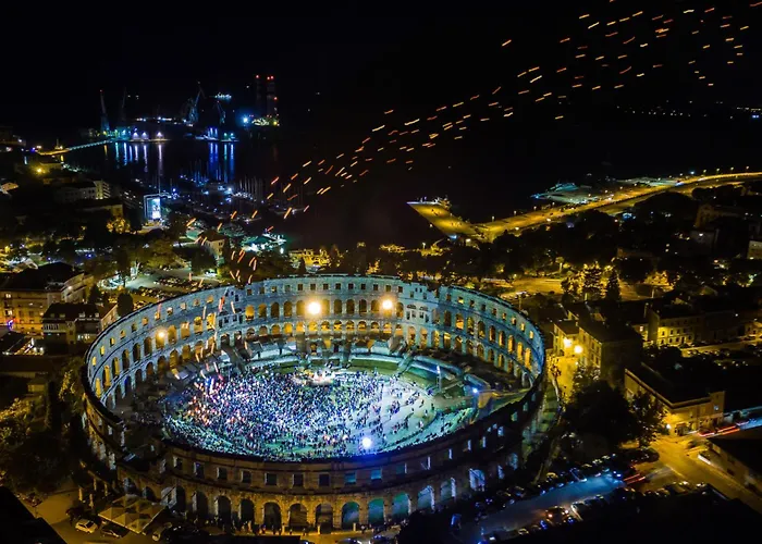 Ferienvilla Mit Privatem Pool By Interhome