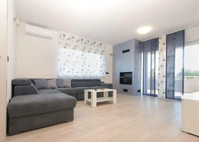 Ferienvilla Mit Privatem Pool By Interhome Holiday home